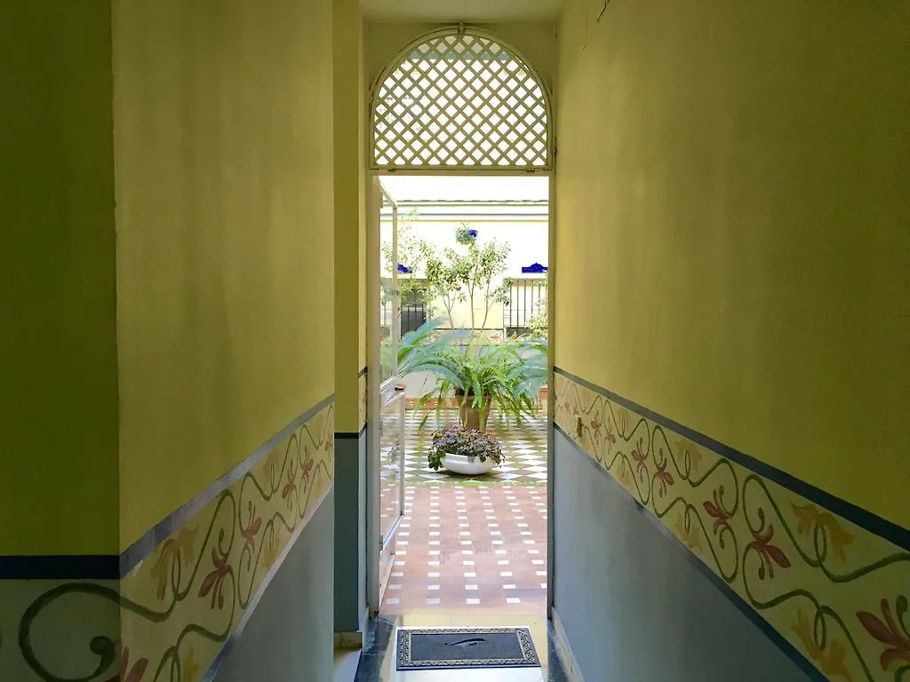 Casas De Sevilla - Apartamento Puente De Triana 0*, Seville